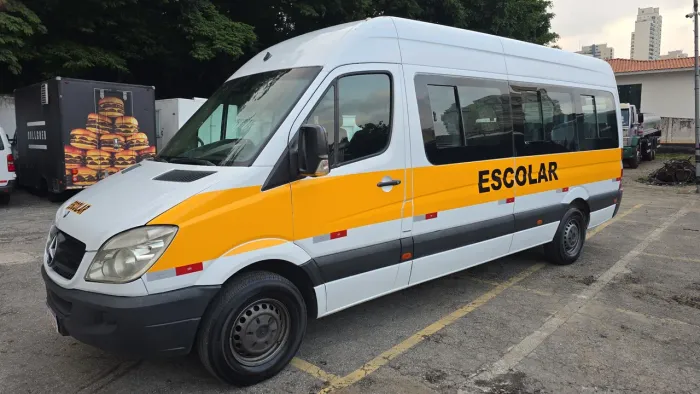 Mercedes-Benz Sprinter 415 Furgão E.l.t.alt. 2.2 Dies. 2015