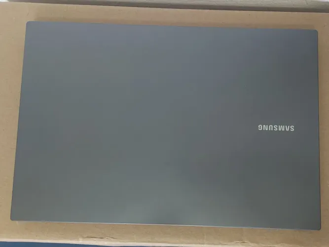 Notebook 15,6" FullHD i5 8gb 480gb