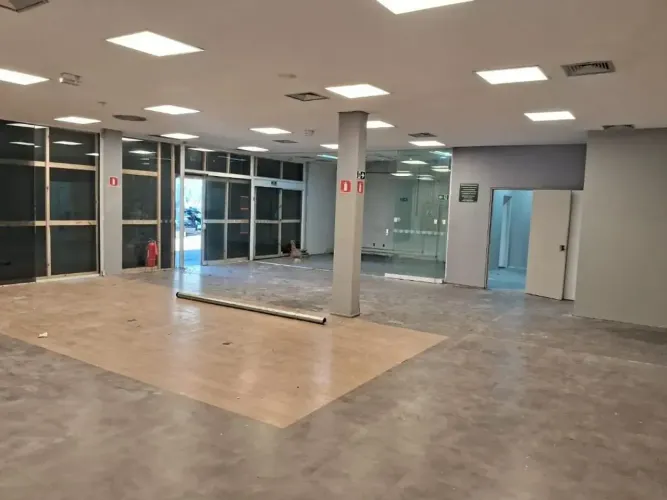 O imóvel no bairro Comercial para Locação no Bosque dos Eucaliptos São José dos Campos/SP