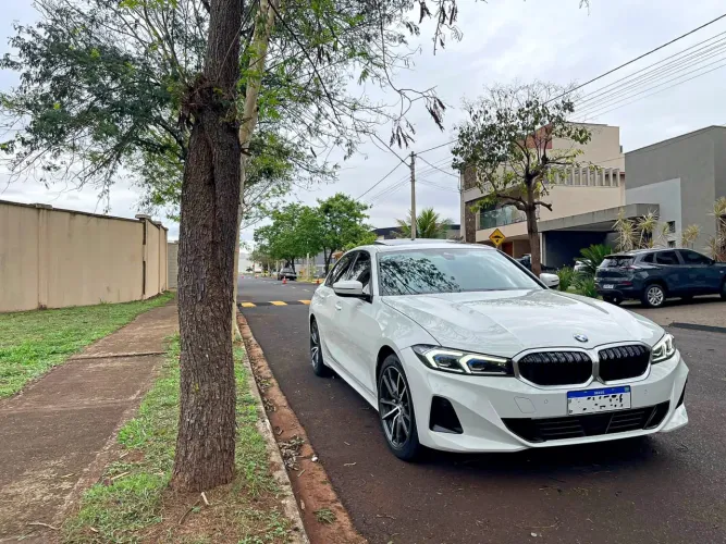 BMW 320I A Modern/sport TB 2.0/a.flex 16V 4P 2023