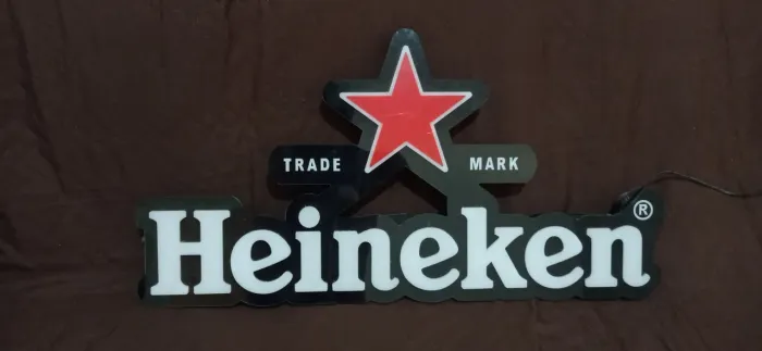 Luminoso Heineken