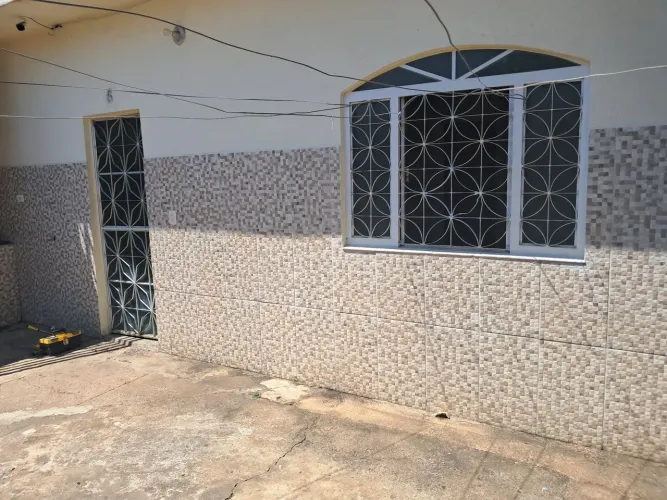 Apto com suites em vila