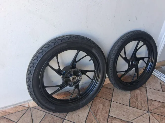 Rodas pé de galinha original Honda 