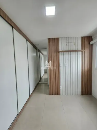 Apartamento semimobiliado com 3 quartos, varanda e 2 vagas no Parque Tamandaré