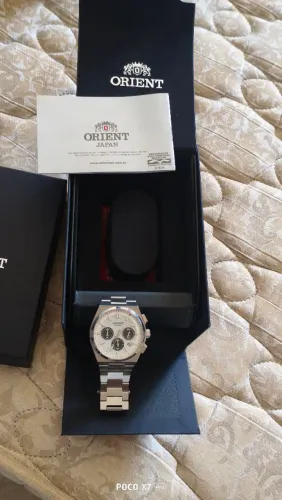Relógio Orient solatech modelo panda