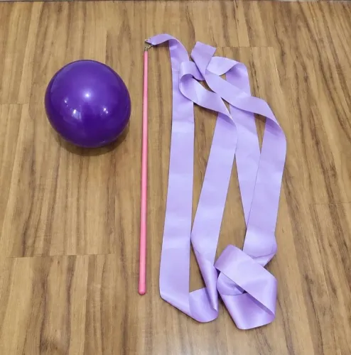 Bola ,e fita e bastão ,para ginástica Rítmica
