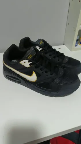 Air Max 90 Preto e Branco