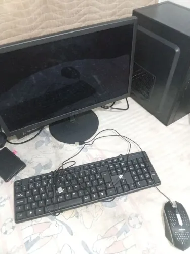 VENDO COMPUTADOR 12 DE RAM 600 REAIS 