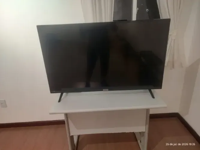 Smart TV TCL 43" Full HD Android TV - Excelente Estado
