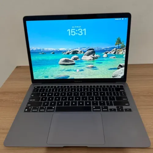 MacBook Air M1 2020 13" cinza-espacial 8GB de Ram - 256GB SSD - Apple Chip