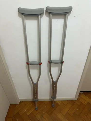 Par de Muletas Axilares Hidrolight Reguláveis