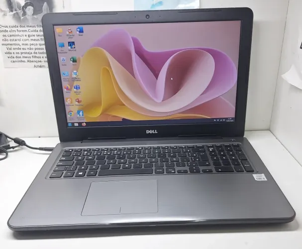 Notebook Dell Intel core i5 7°GERAÇÃO 4GB de memória RAM 500gb de HD Windows 10 64BITS!!
