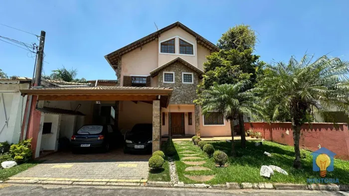 Casa com 4 Suítes à Venda, 500 m² por R$ 1.590.000 - Parque São Paulo - Granja Viana Cotia