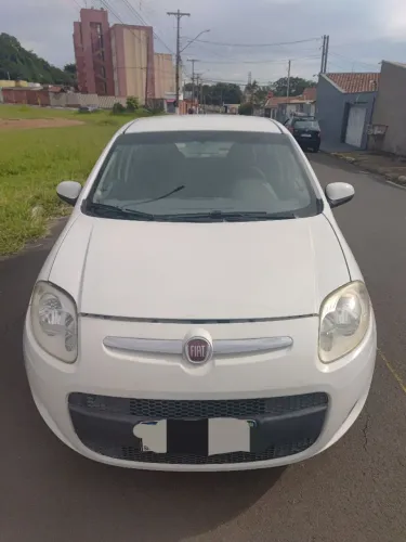 Fiat Palio Attractive 1.0 EVO Fire Flex 8V 5P 2013