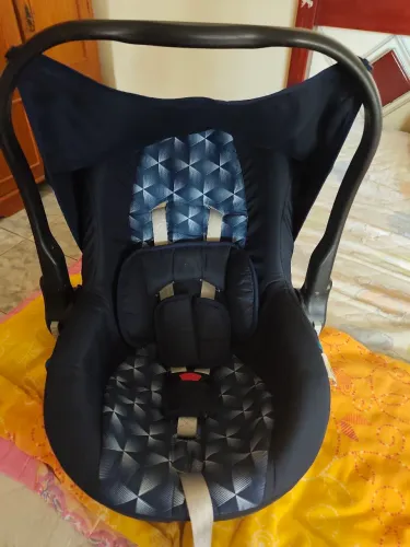 Bebê conforto Tuty Baby