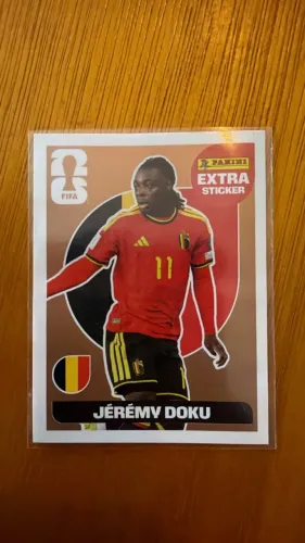 FIGURINHA LEGEND JÉRÉMY DOKU BRONZE