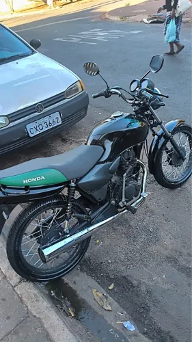 Honda CG 125 2008 - Muito Conservada - Econômica - Pronta para Rodar