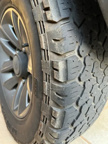 Vendo 5 Pneus General Tire Grabber ATx - 205/75/R15