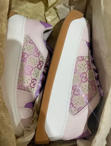 Vendo Tênis Gucci Original Feminino Rosa com Cristais - Novo na Caixa (Tam. 36)