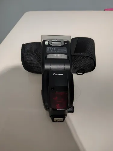 Flash speedlite 600ex original Canon 1100