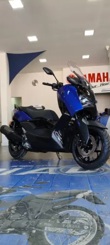 SUA NOVA YAMAHA XMAX 300 CONNECTED 2027 ESTÁ AQUI!