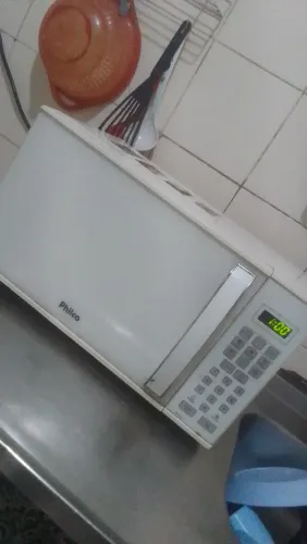 Microondas Philco branco