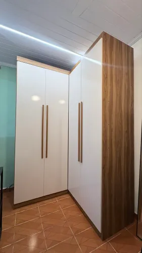 Guarda Roupa 4 Portas