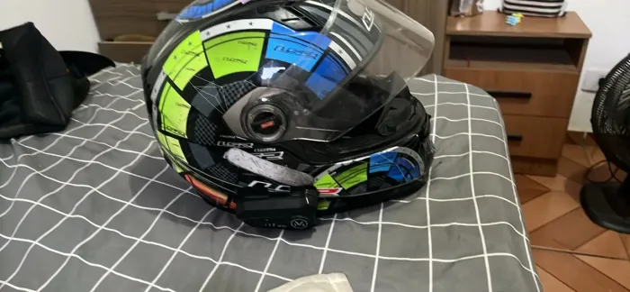 Capacete