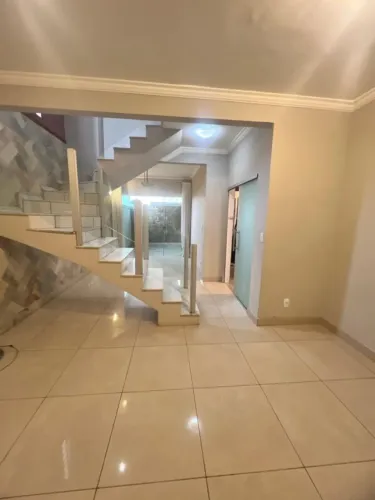 Casa Geminada Coletiva com 3 quartos à venda em Belo Horizonte