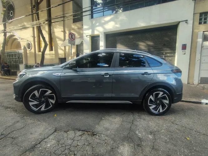 Volkswagen Nivus Highline 1.0 200 TSI Flex AUT 2025