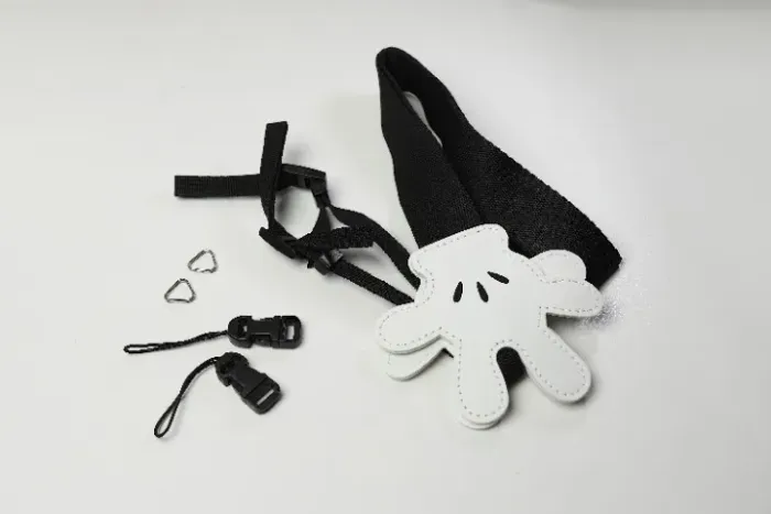 Correia Mickey Mouse para cameras