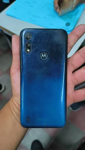 Celular moto e6s