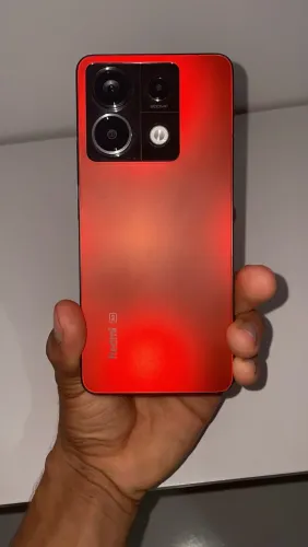 Xiaomi Redmi Note 13 Pro 5G (eSIM) Dual SIM 256 GB Vermelho 8 GB RAM(a companha caixa)