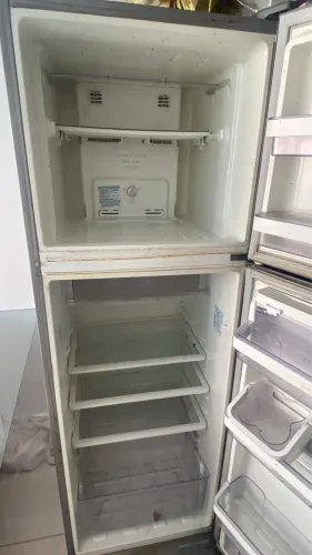 Geladeira Eletrolux (seminova)