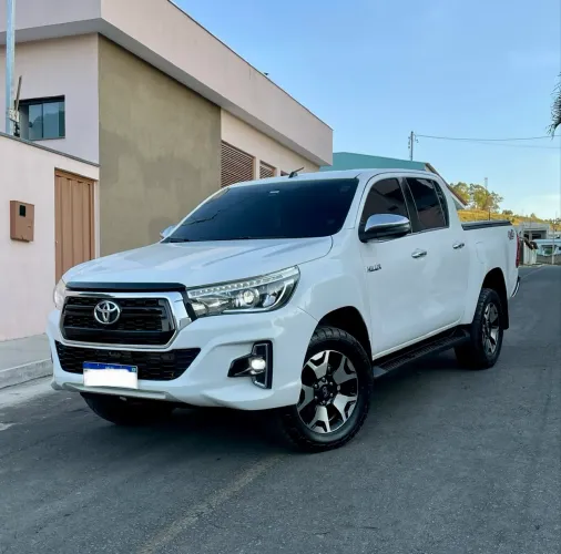 Toyota Hilux CD SRX 4X4 2.8 TDI 16V Diesel Aut. 2019