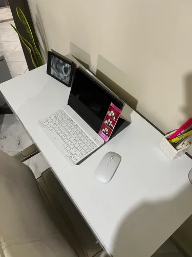 Escrivaninha/Mesa - Estudos ou Manicure