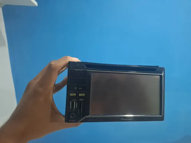 Multimidia automotivo 