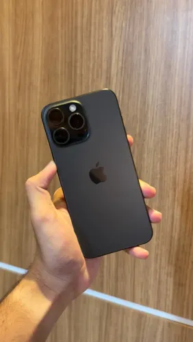iPhone 15 Pro Max 256gb - bateria 86%