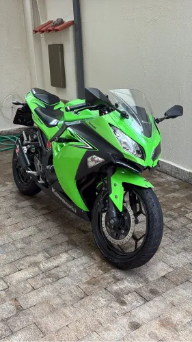 Kawasaki ninja 300 2018 abs