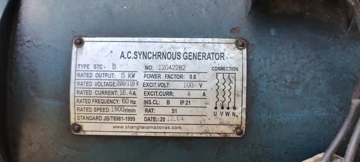 GERADOR / ALTERNADOR TRIFÁSICO 5 kW - 220/110V - INDUSTRIAL
