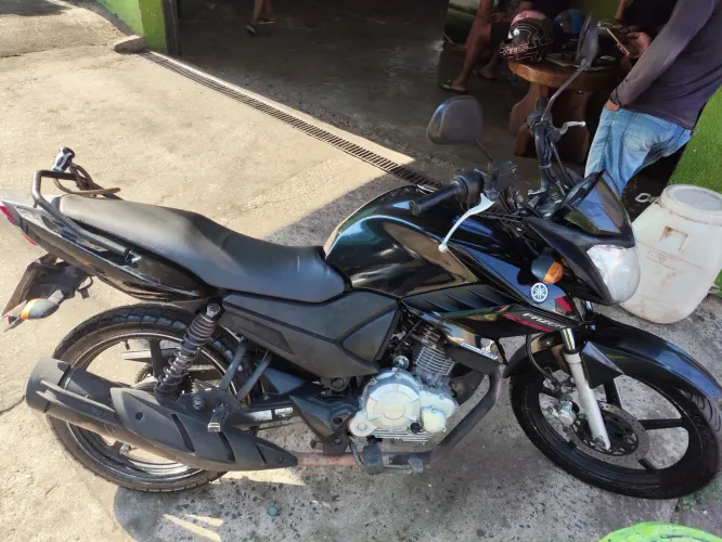 moto fazer 150 2014 toda revisada.