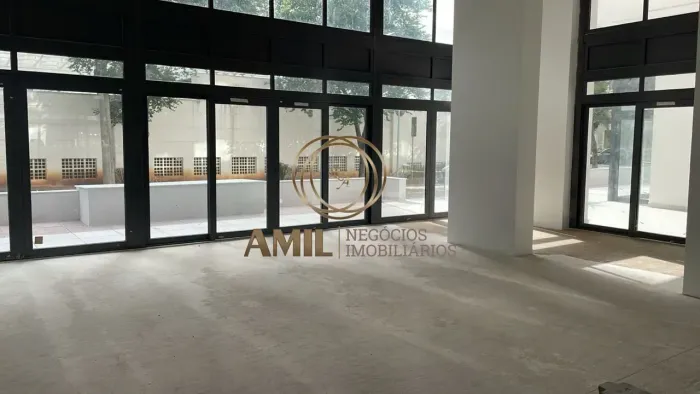 Imóvel para aluguel possui 100 metros quadrados em Condomínio Royal Park - São José dos Ca