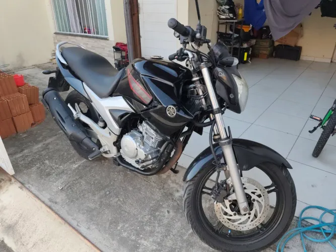 Fazer 250 ano 2011 motor novo