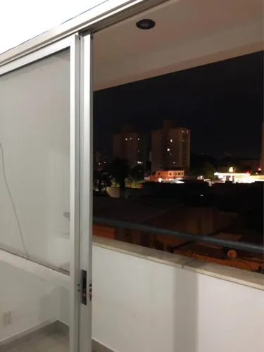 Vaga em Apartamento Feminino - Bairro Martins - ENTRADA IMEDIATA