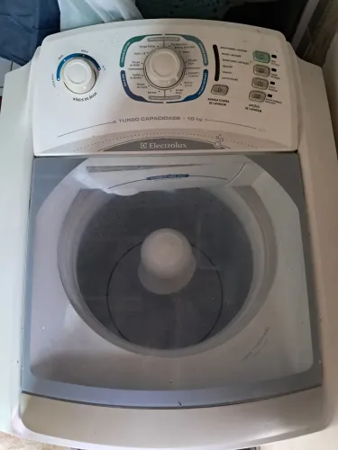 Máquina de lavar Electrolux 10kg só nao faz centrifugação