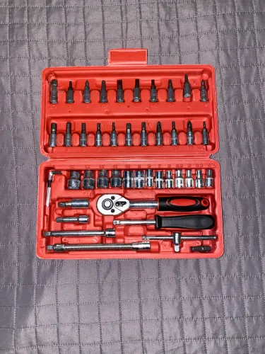 Kit De Ferramentas 46 Peças Jogo De Soquetes Chave Catraca Reversível