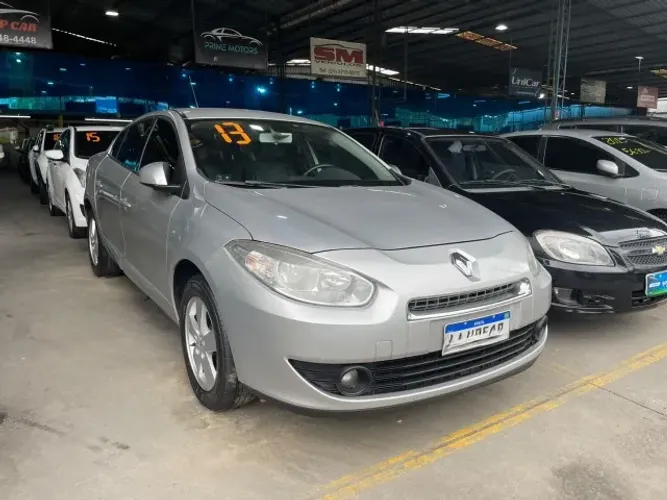 Renault Fluence Sed. Dynamique 2.0 16V Flex Aut. 2013