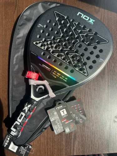 Raquete de Padel Nova NOX Carbon Quantum 12k Luxury Series