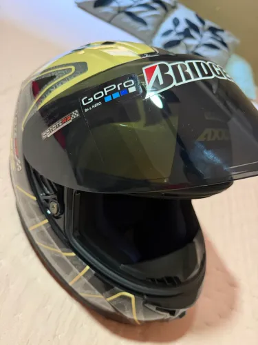 Capacete fechado Axxis novo