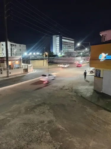 Alugo kitnet R$700,00 incluso água,luz e Internet no conjunto Costa e Silva
